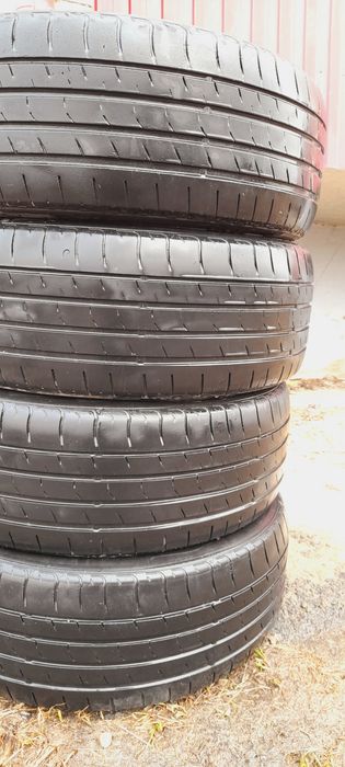 Колёса 234/55/18 комплект. Цена 45 тысяч.