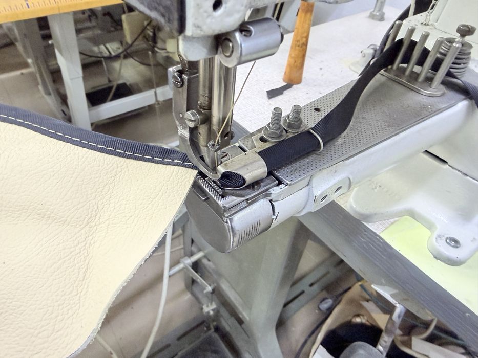 Masini de cusut cu triplu transport PFAFF / Durkopp piele/tapiterie