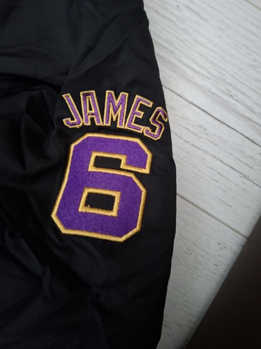 L.A.Lakers LeBron James-Ориг.яке Ново!!!