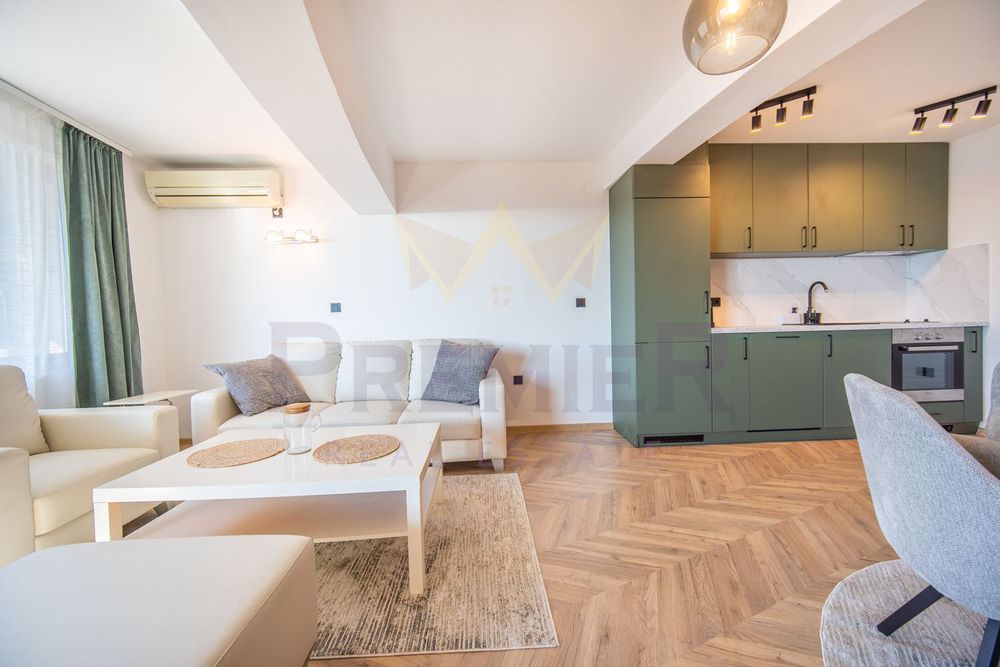 Продава се Тристаен апартамент в Балчик - 125 кв.м за 710 €/кв.м - Снимка #4