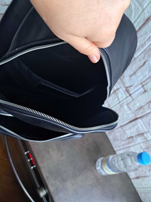 дамска ,мъжка раница,чанта Calvin Klein