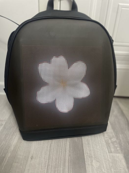 Рюкзак с LED экраном