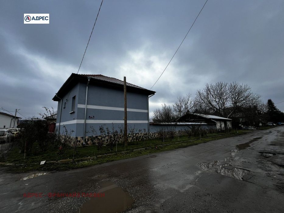 Продава се Къща в с. Ясен, Област Плевен - 85 кв.м за 780 €/кв.м - Снимка #2