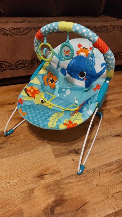 Balansoar cu vibrații bebelusi