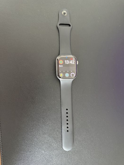 Продам Apple Watch 11 46mm