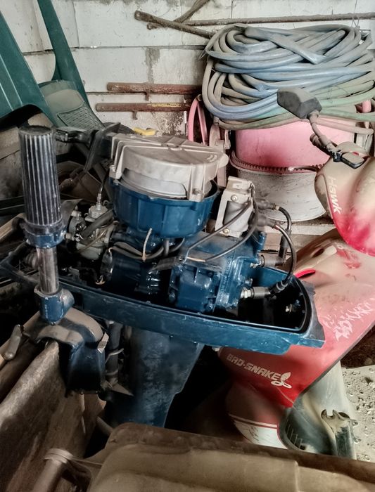 Vand motor tohatsu 8 cp 2 timpi cizma scurta