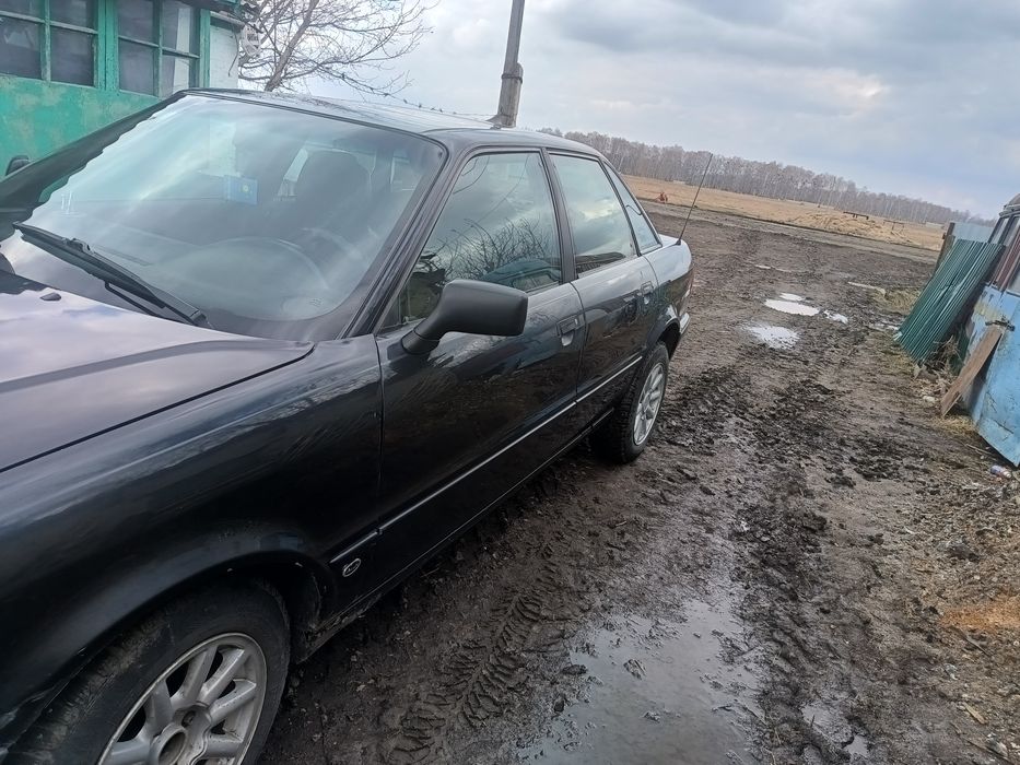 Продам машину Ауди 80