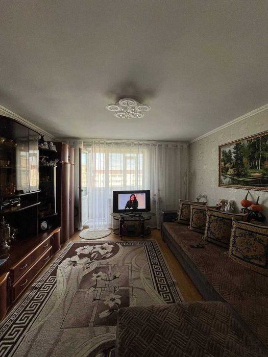 Продажа 3-комнатной квартиры 5 микрорайоне