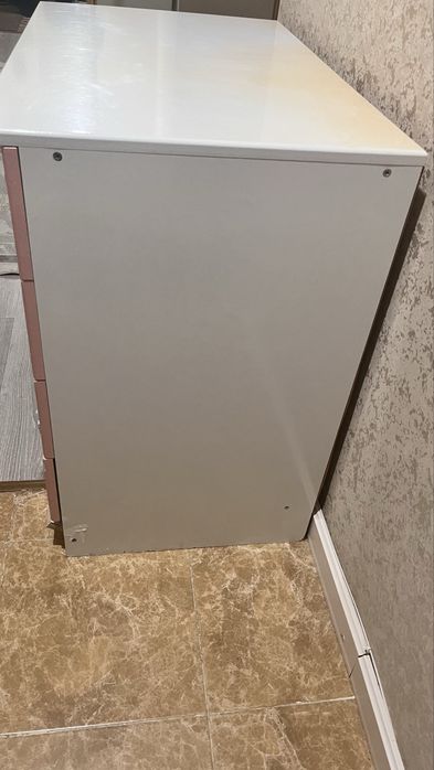 Продается рабочий стол с полками