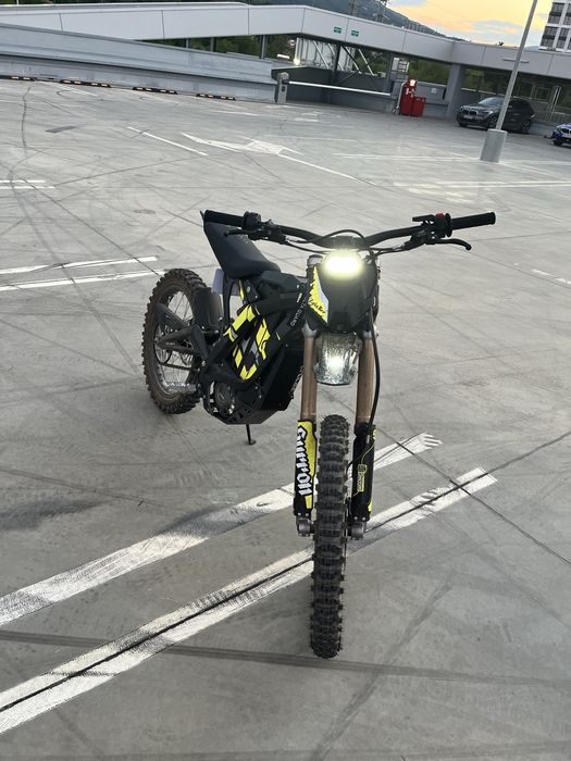 Surron light bee x 2025