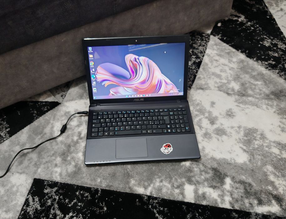 Laptop Asus X55VD i3 gen2