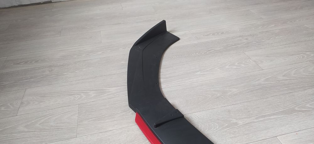 Губа на передний бампер