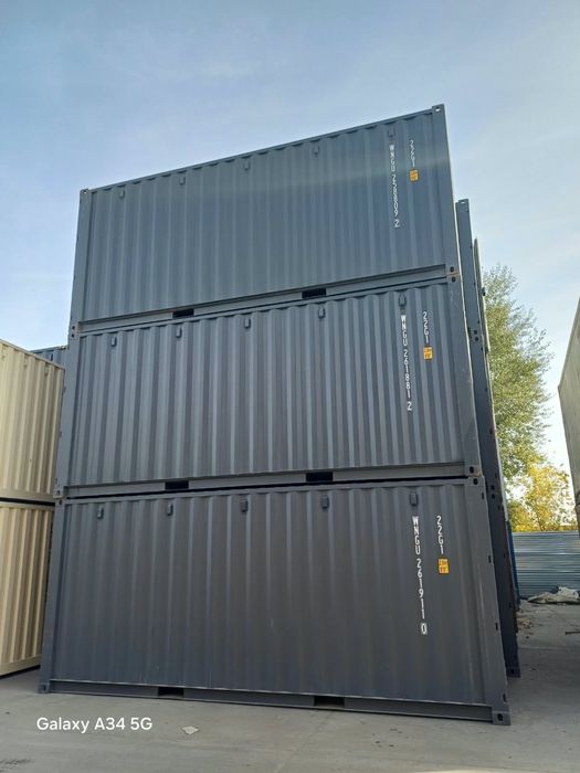 Container maritim