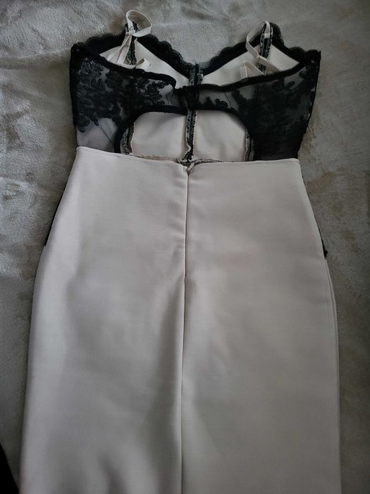 рокля с дантела вечерна