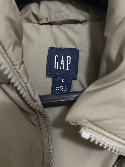 Дамска Елек”GAP” с гъши пух