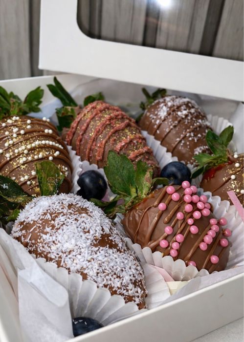 Клубника в шоколаде Уральск