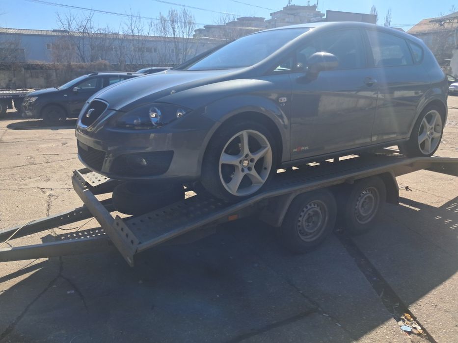 Tractari auto /Transport pe platforma