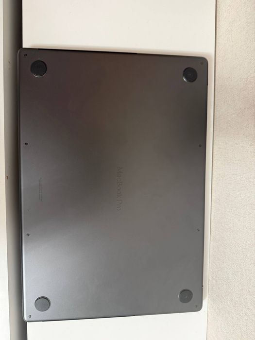 MacBook Pro 16 M4 Pro 24/512