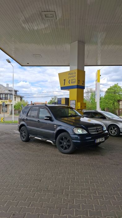 Vând sau Schimb ML 270