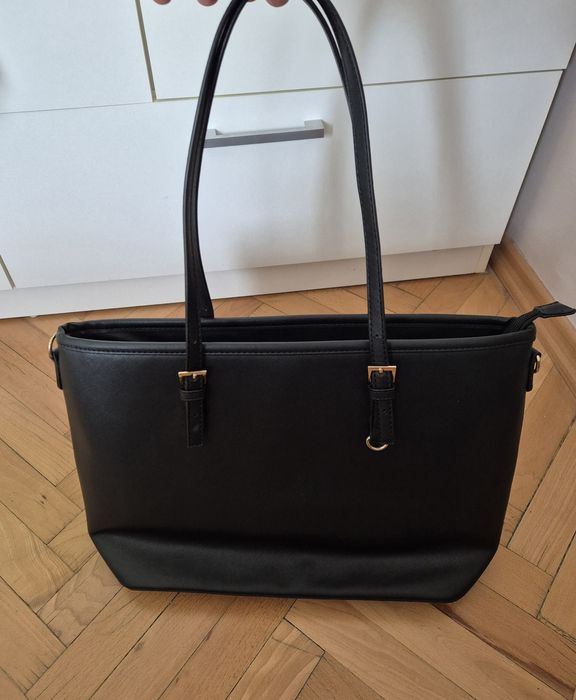 Дамска чанта от еко кожа / Чисто НОВА