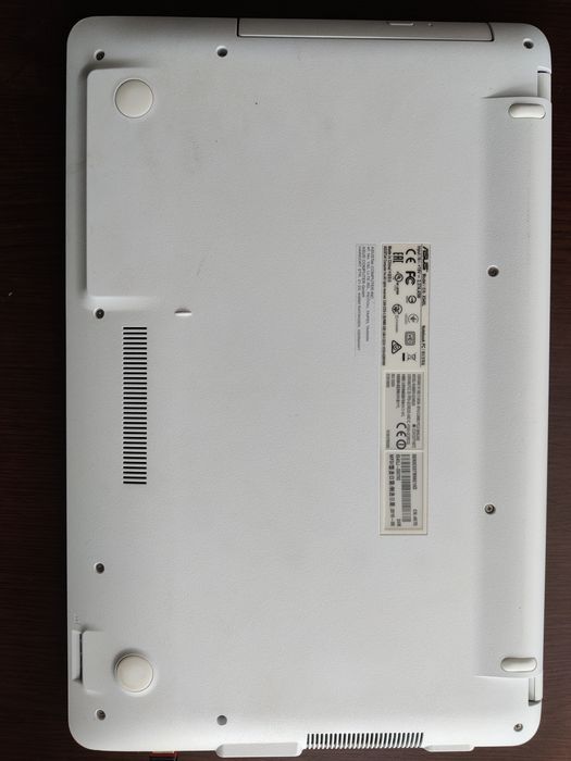 Laptop ASUS X540L i3 Windows 10 pro instalat si activat