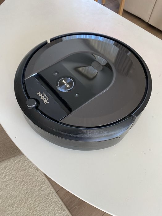 Прахосмукачка робот Irobot Roоmba i7+ с чисто нова батерия