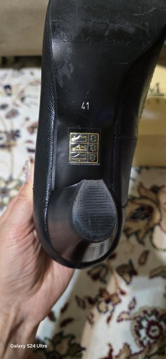 Кожанные туфли продам