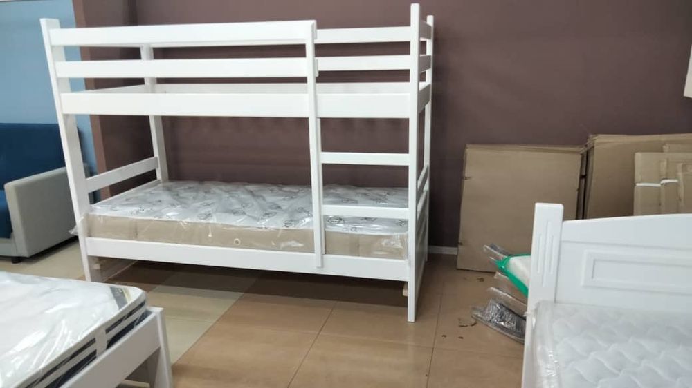 Деревянные кровати