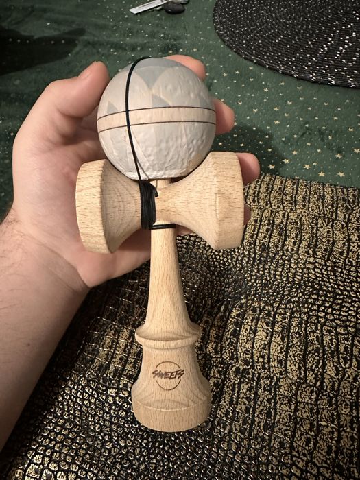 Kendama sweets moonstone