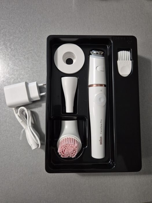 Epilator Braun FaceSpa Pro SE912 (epilarea, curățare, tonifiere ten)