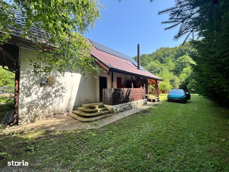 A/1652 De vânzare casă de vacanță în Câmpu Cetății
