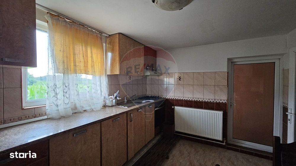 Casă / Vilă cu 5 camere de vânzare in Udești-Chilișeni, Suceava