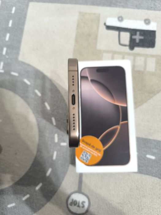 Vând s-au schimb iPhone 16 Pro Max 5G Desert Titanium 256GB