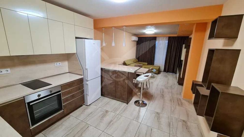 Дава се под наем Тристаен апартамент в Пловдив, Кършияка - 85 кв.м за 600 € - Снимка #7