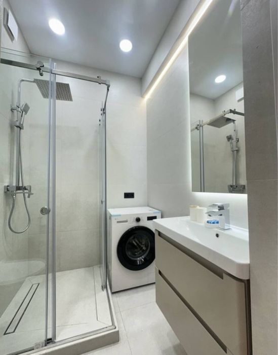 Продам квартиру 2/4/10 Яккасарайский район ,Центр ,вид на Tashkent