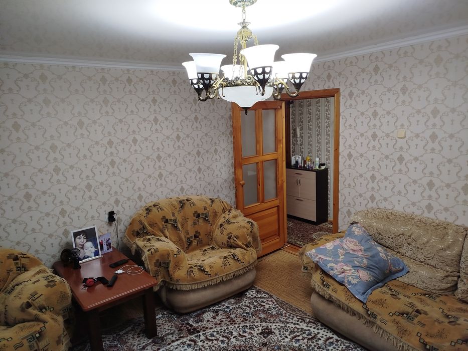 Продаю квартиру 4-комнатная