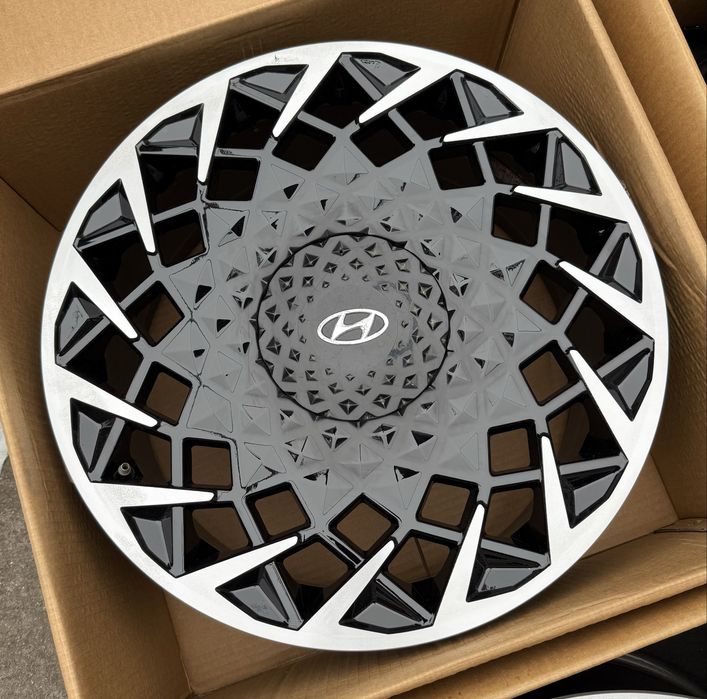 Диски оригинал хундай 4шт