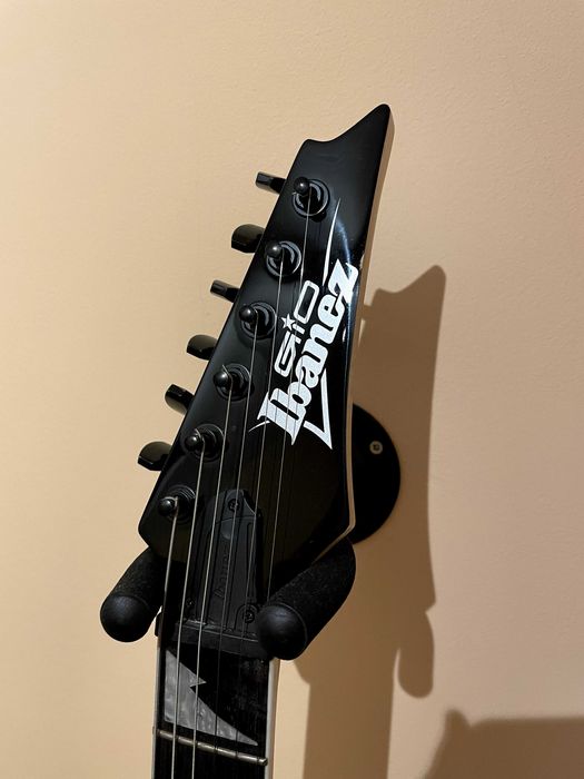 Китара Ibanez GRG121-DX + Кубе Harley Benton HB-20R + аксесоари