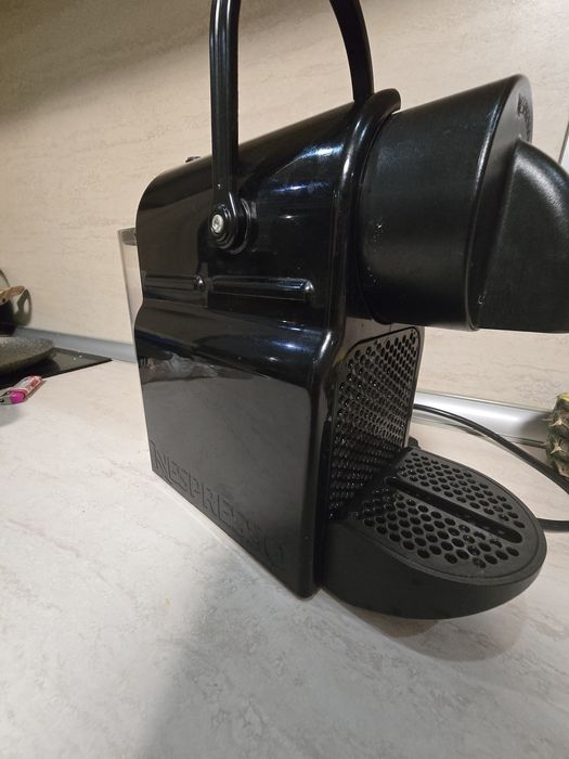 Nespresso кафе машина