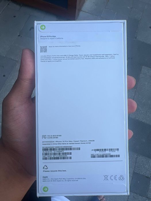 NEW iPhone 16 Pro Max Titanium 256 GB