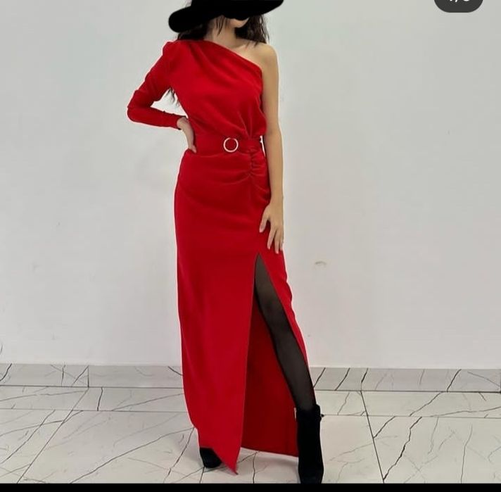 платья обтягивающее