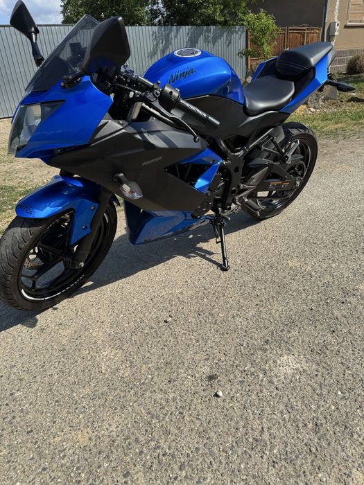 kawasaki ninja 125