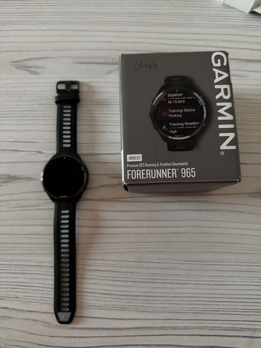 Часы Garmin Forerunner 965