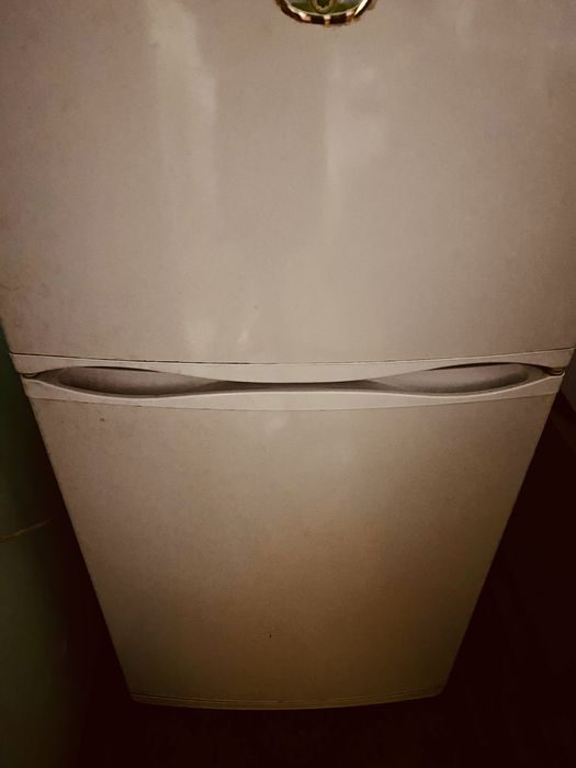 Холодильник сатылады!Шымкент қаласы!бағасы 30мың