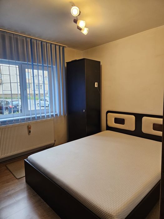 Vand apartament 3 camere