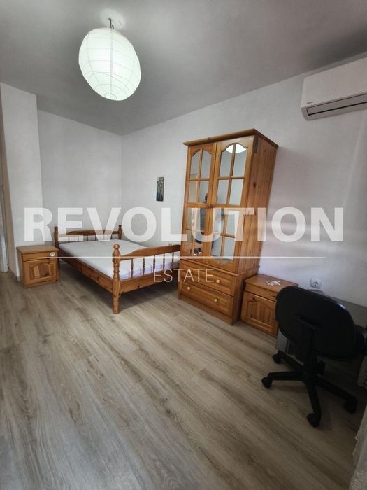 Дава се под наем Четиристаен апартамент в Пловдив, Каменица 1 - 156 кв.м за 450 € - Снимка #7