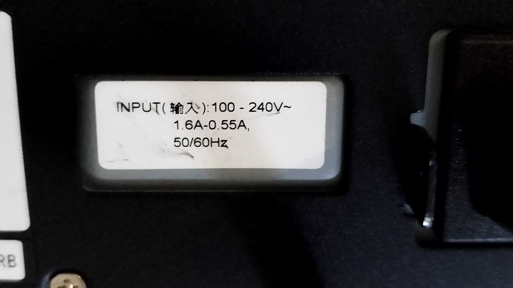 Суич  24-портов превключвател Juniper Networks EX2200  ex 2200-24T- 4G