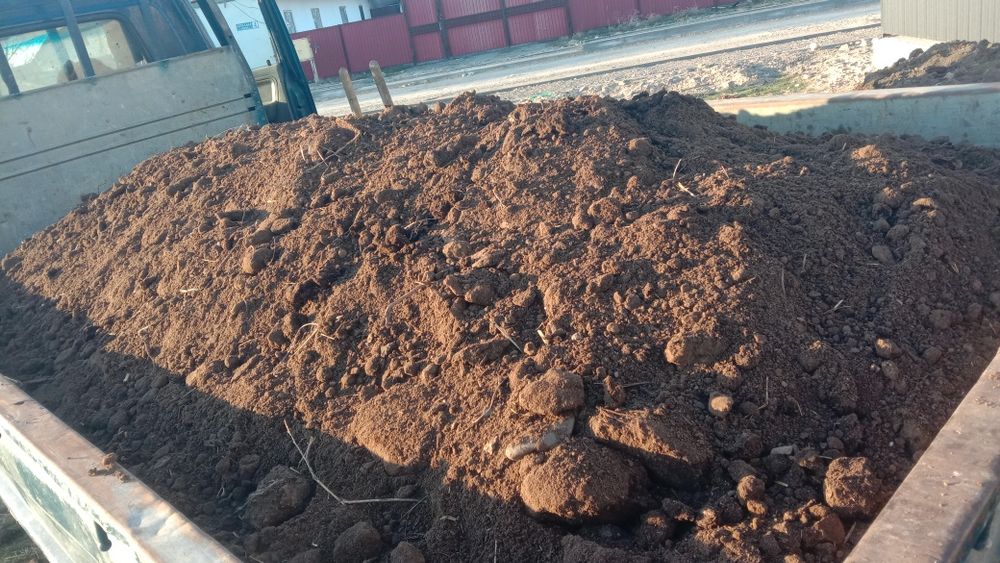 Продам навоз можно мешками