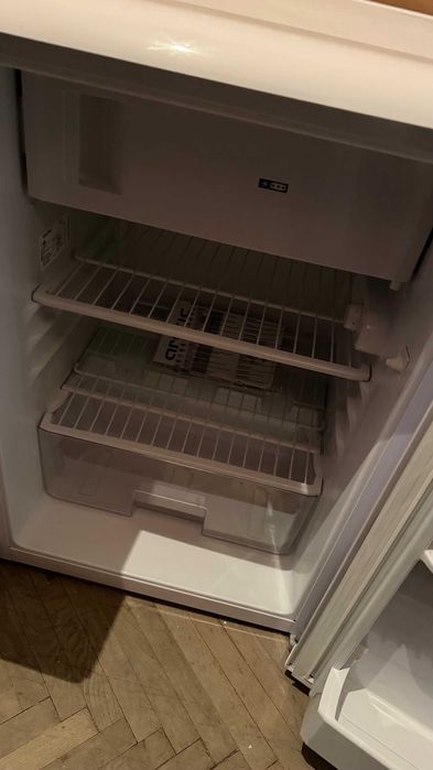 Frigider Arctic FB125+ –NOU, nefolosit, stare impecabilă- preț bun