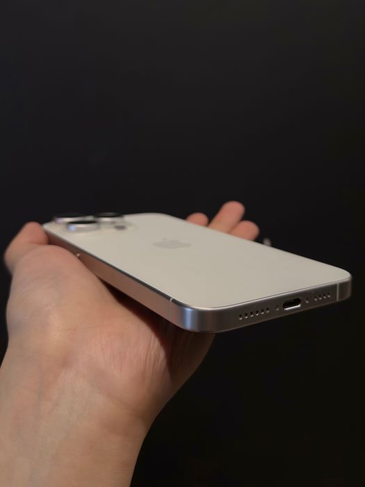 IPhone 15 Pro Max, White Titanium